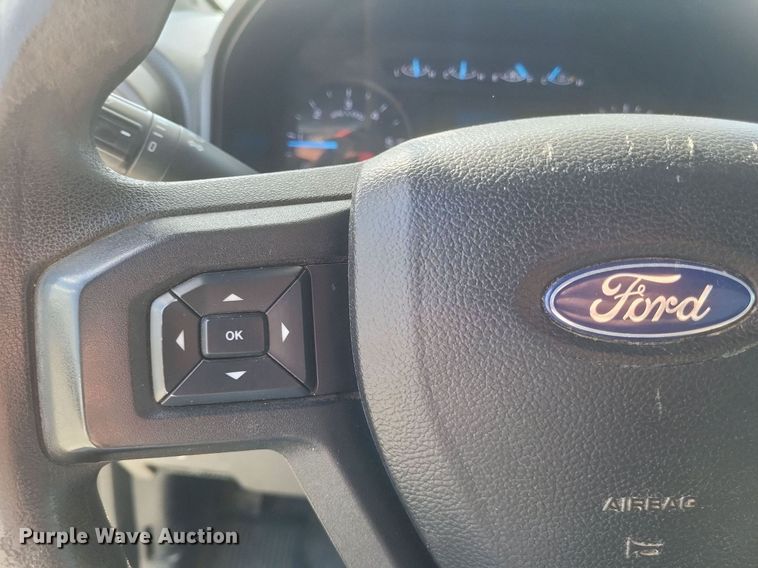 image for item EJ7918 2017 Ford F550 Super Duty XL bucket truck