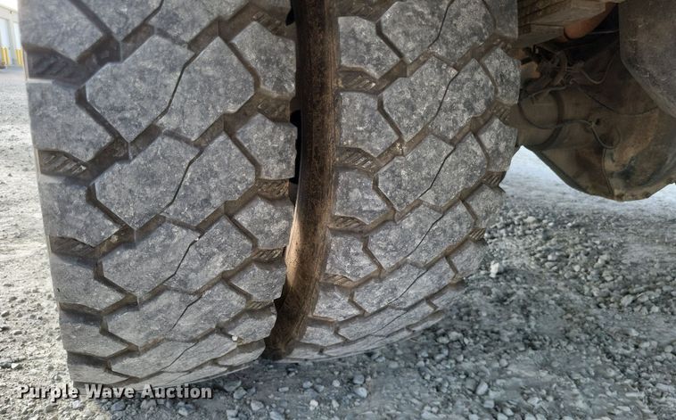 image for item EJ7918 2017 Ford F550 Super Duty XL bucket truck