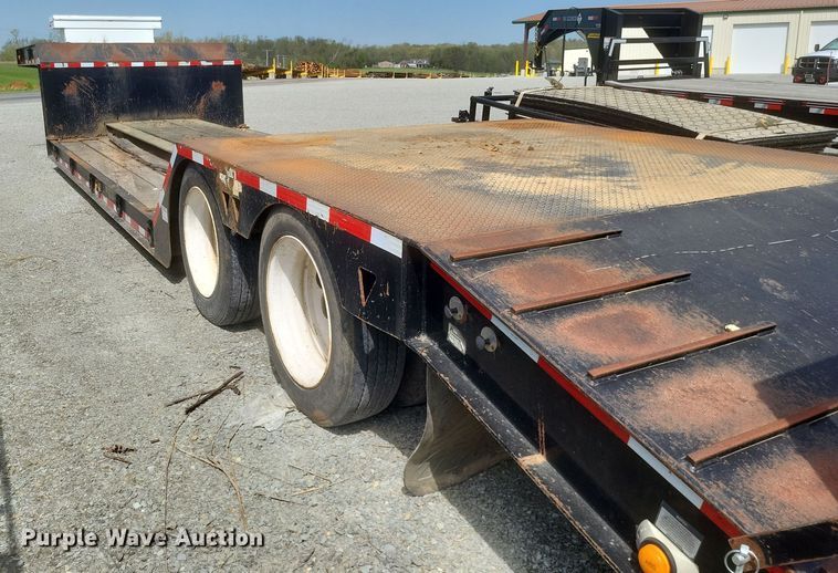 image for item EJ7919 2008 Atoka 18-DDE-35-2 double drop deck equipment trailer