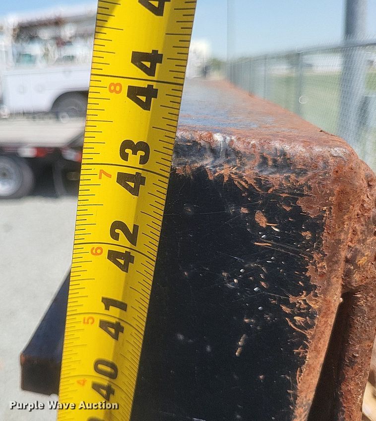 image for item EJ7919 2008 Atoka 18-DDE-35-2 double drop deck equipment trailer