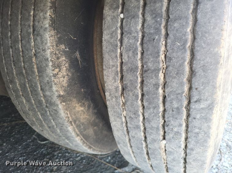 image for item EJ7919 2008 Atoka 18-DDE-35-2 double drop deck equipment trailer