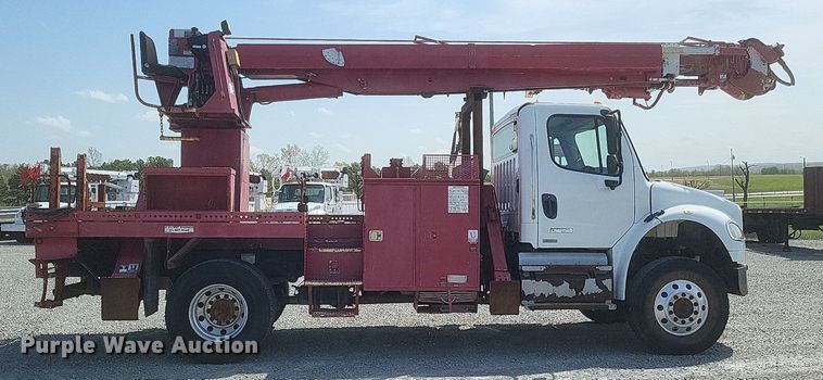 image for item EJ7921 2012 Freightliner Business Class M2 digger derrick truck