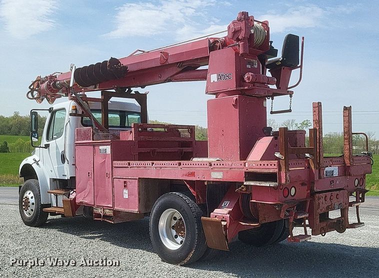 image for item EJ7921 2012 Freightliner Business Class M2 digger derrick truck