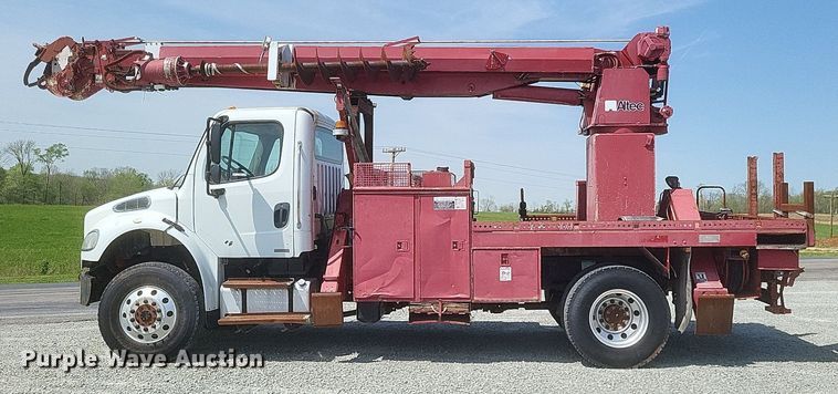 image for item EJ7921 2012 Freightliner Business Class M2 digger derrick truck