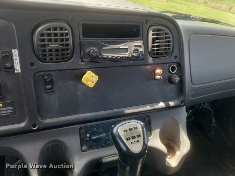 image for item EJ7921 2012 Freightliner Business Class M2 digger derrick truck