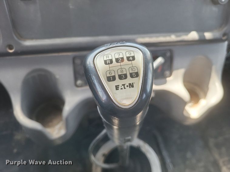 image for item EJ7921 2012 Freightliner Business Class M2 digger derrick truck