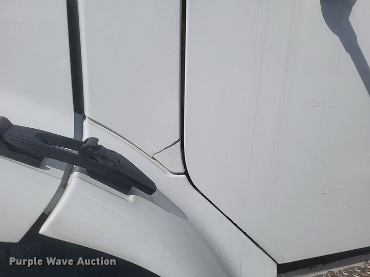 image for item EJ7948 2012 Freightliner  Business Class M2 box truck