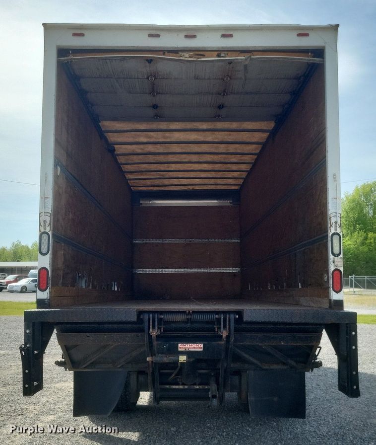 image for item EJ7948 2012 Freightliner  Business Class M2 box truck