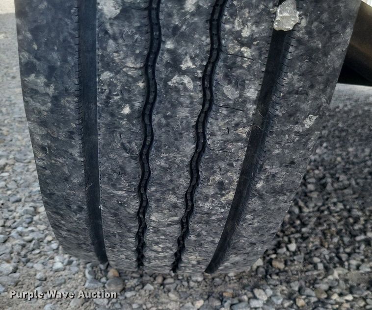 image for item EJ7948 2012 Freightliner  Business Class M2 box truck