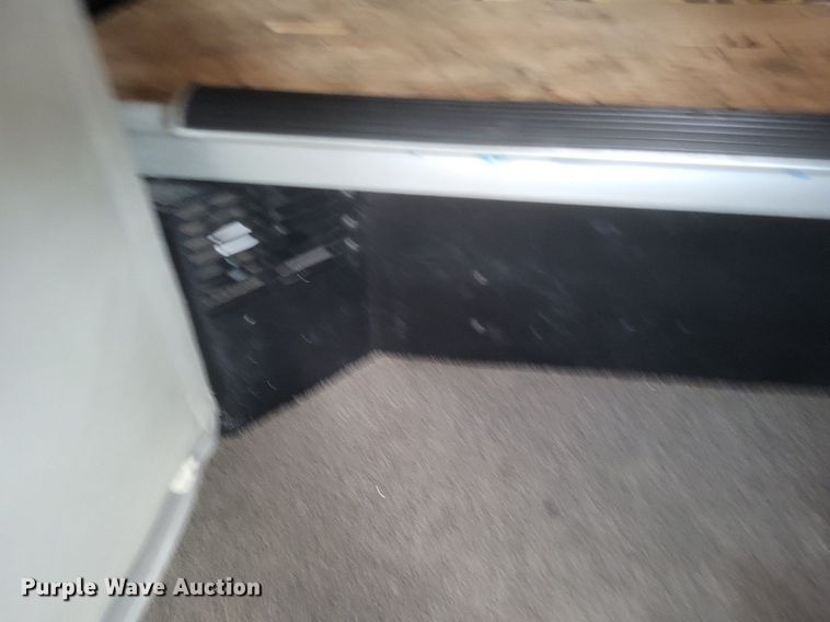 image for item EJ7949 2019 Peterbilt  567 semi truck