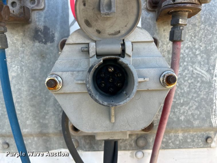 image for item EK4460 2001 Wabash dry van trailer