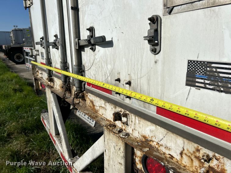 image for item EK4460 2001 Wabash dry van trailer