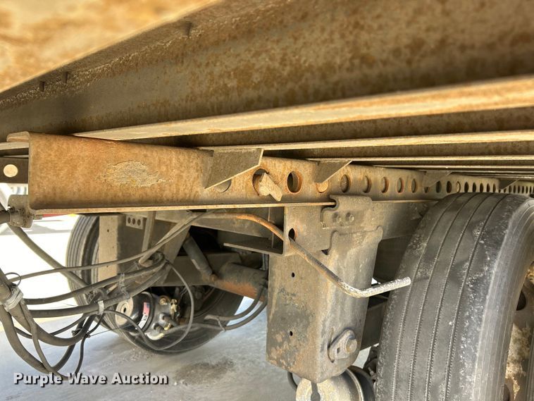 image for item EK4460 2001 Wabash dry van trailer