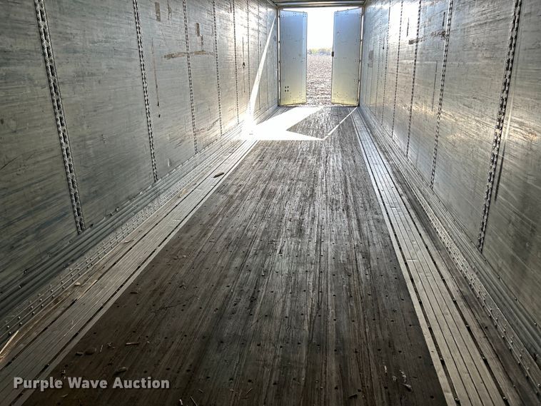 image for item EK4460 2001 Wabash dry van trailer