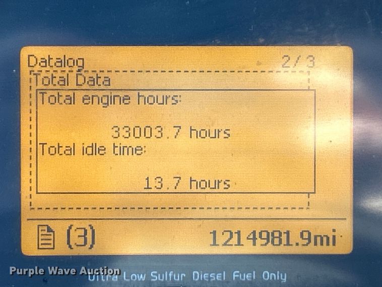 image for item EK4502 2012 Volvo VNL semi truck