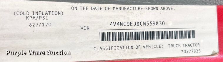 image for item EK4502 2012 Volvo VNL semi truck