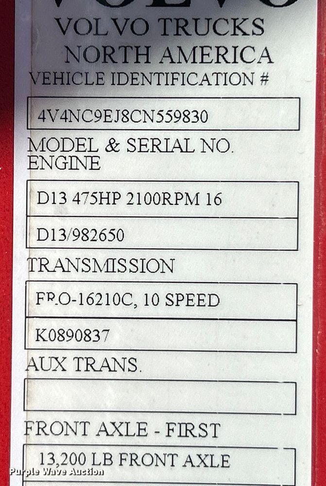 image for item EK4502 2012 Volvo VNL semi truck