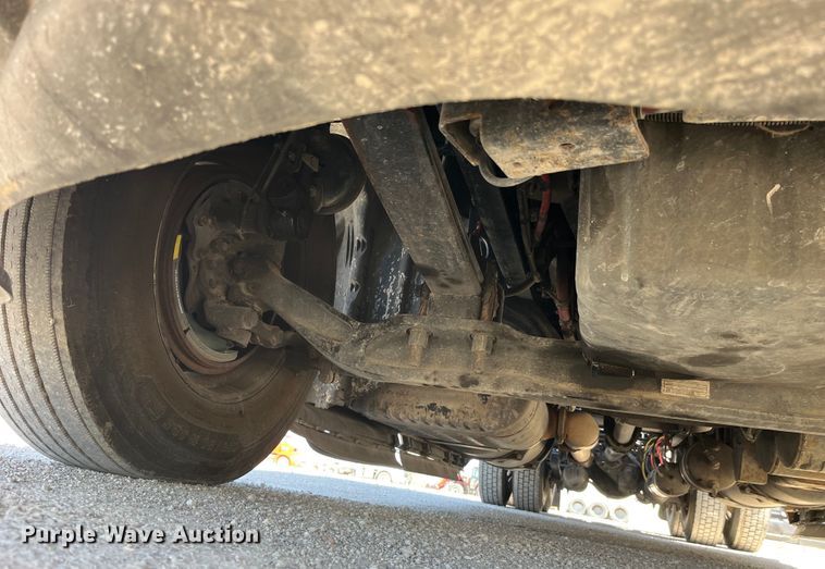 image for item LD9406 2019 Freightliner  Cascadia 125 semi truck