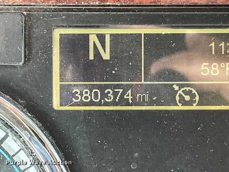 image for item LD9406 2019 Freightliner  Cascadia 125 semi truck