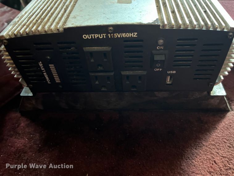 image for item LD9418 2005 Peterbilt 379 semi truck