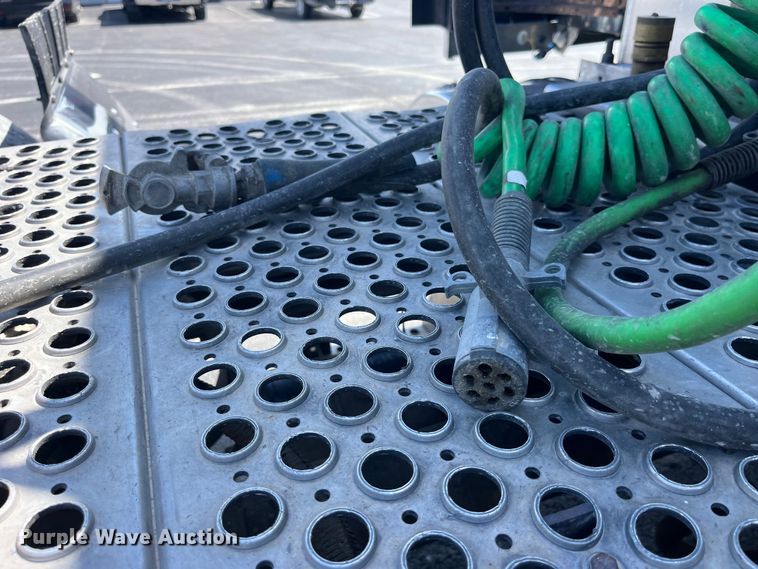 image for item LD9419 2007 Kenworth W900 semi truck