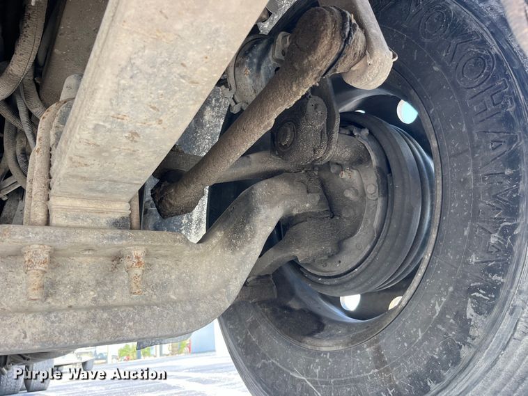 image for item LD9419 2007 Kenworth W900 semi truck