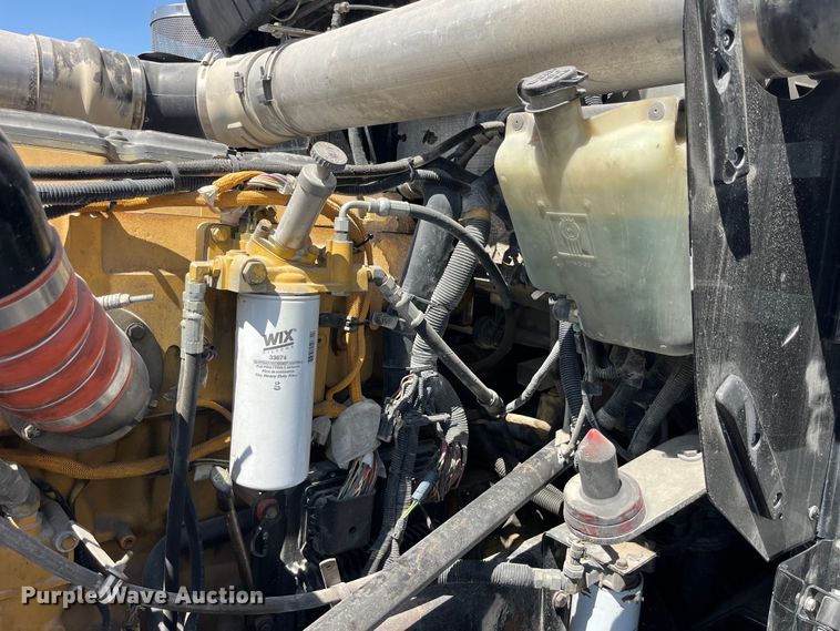 image for item LD9419 2007 Kenworth W900 semi truck