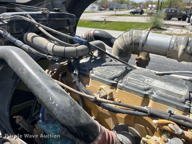 image for item LD9419 2007 Kenworth W900 semi truck