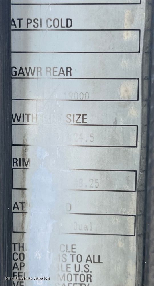 image for item LD9419 2007 Kenworth W900 semi truck