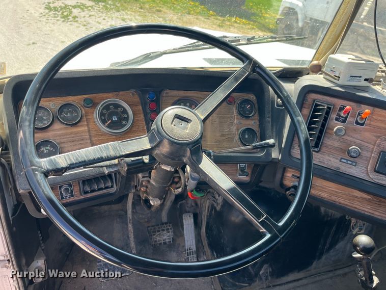 image for item LD9431 1988 White GMC WCM flatbed truck