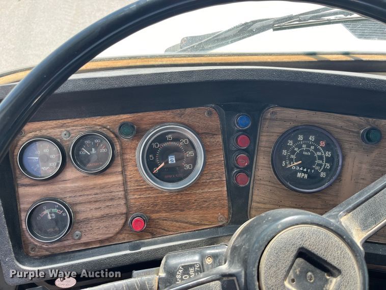 image for item LD9431 1988 White GMC WCM flatbed truck