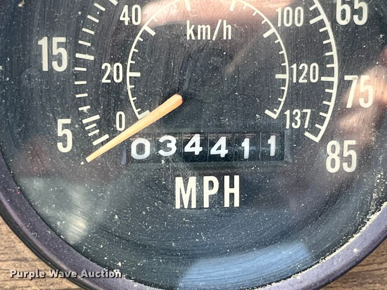 image for item LD9431 1988 White GMC WCM flatbed truck