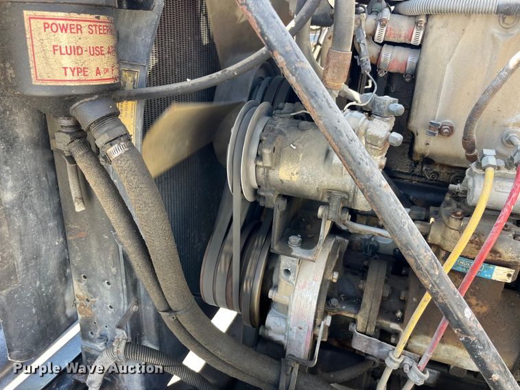 image for item LD9431 1988 White GMC WCM flatbed truck