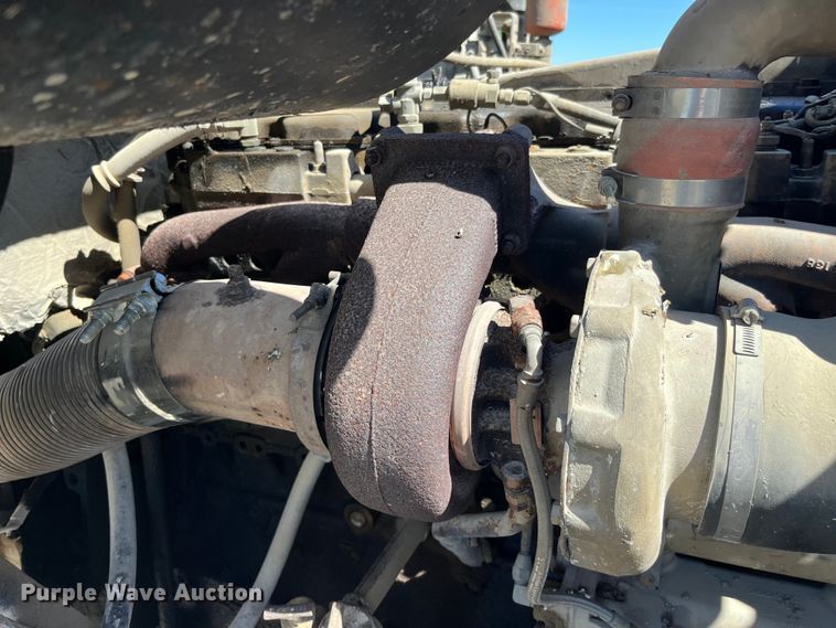 image for item LD9431 1988 White GMC WCM flatbed truck