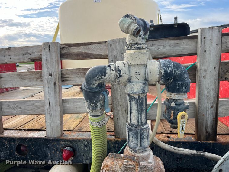 image for item LD9434 1989 Chevrolet 70 flatbed truck