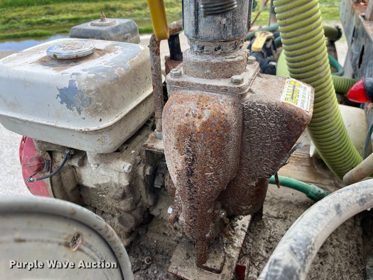 image for item LD9434 1989 Chevrolet 70 flatbed truck