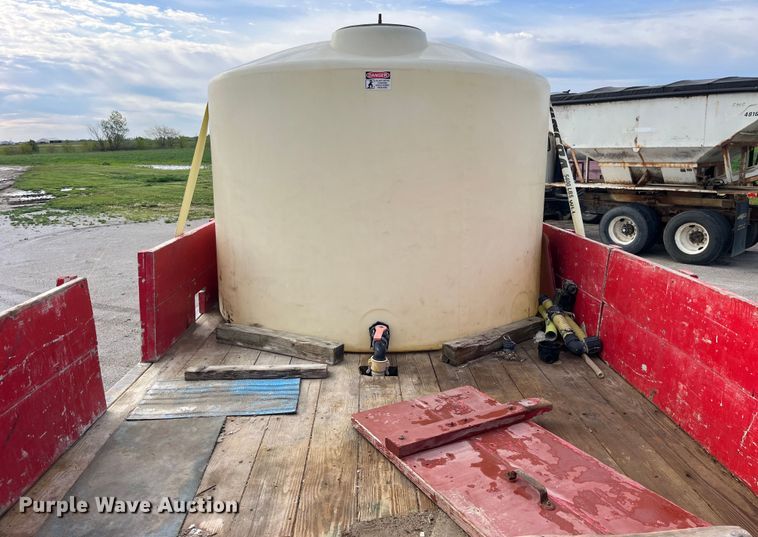 image for item LD9434 1989 Chevrolet 70 flatbed truck