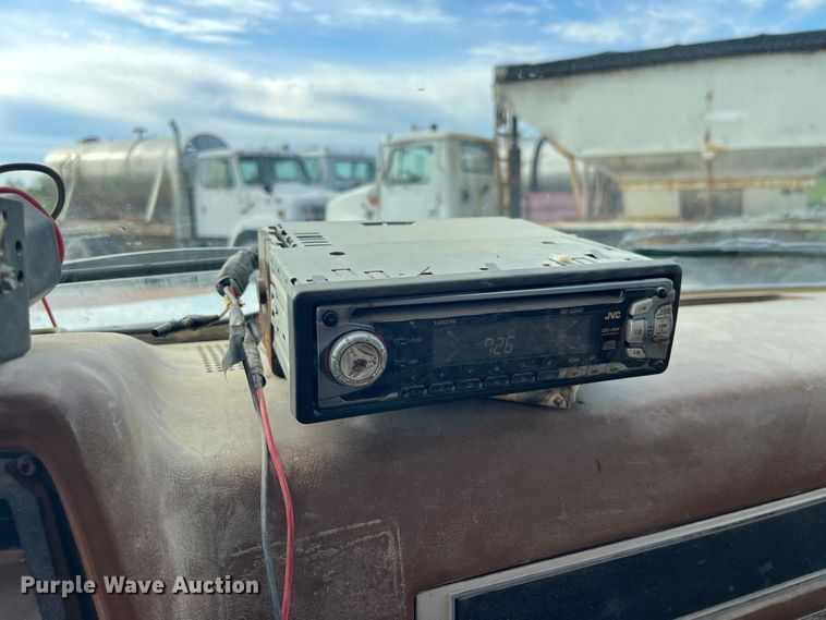 image for item LD9434 1989 Chevrolet 70 flatbed truck