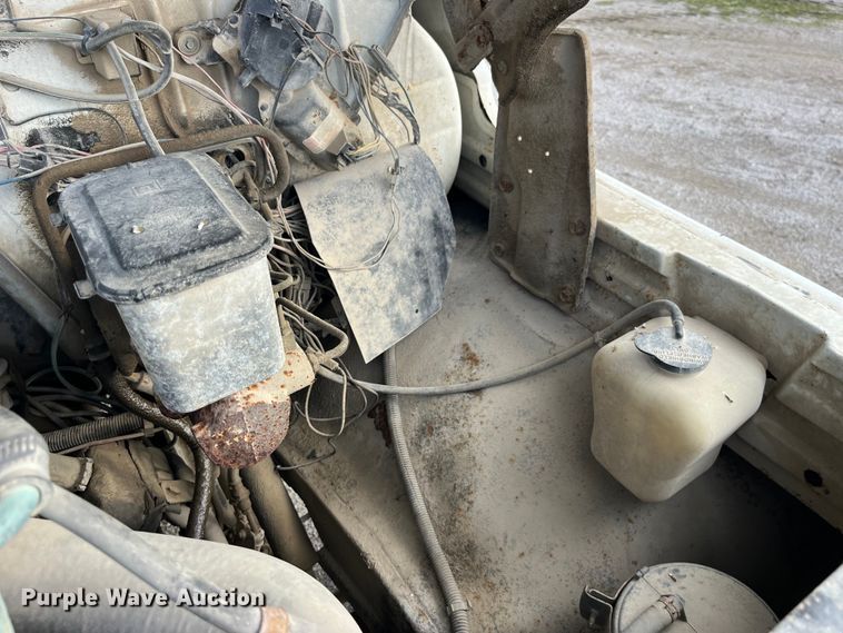 image for item LD9434 1989 Chevrolet 70 flatbed truck