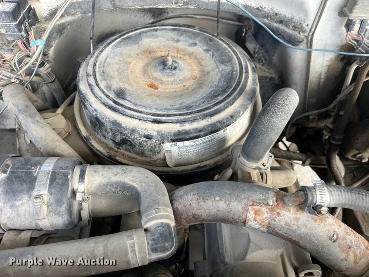 image for item LD9434 1989 Chevrolet 70 flatbed truck