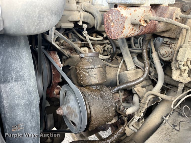 image for item LD9434 1989 Chevrolet 70 flatbed truck