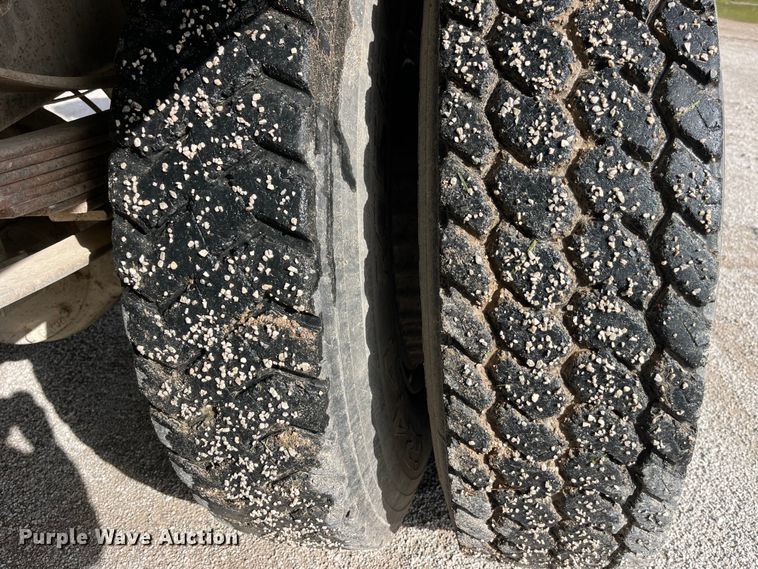 image for item LD9434 1989 Chevrolet 70 flatbed truck