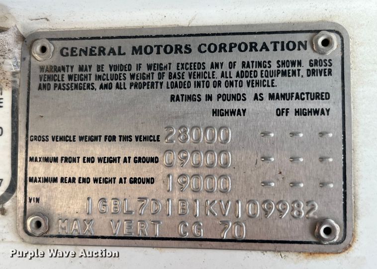 image for item LD9434 1989 Chevrolet 70 flatbed truck