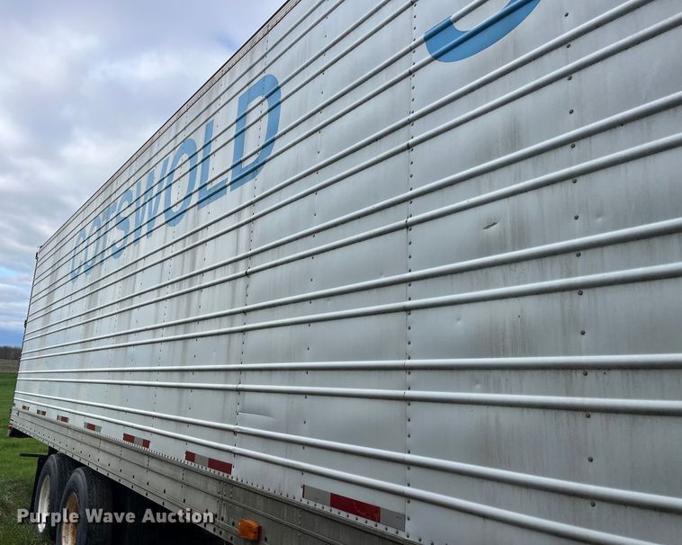 image for item LD9443 1988 Utility Trailer Inc dry van trailer