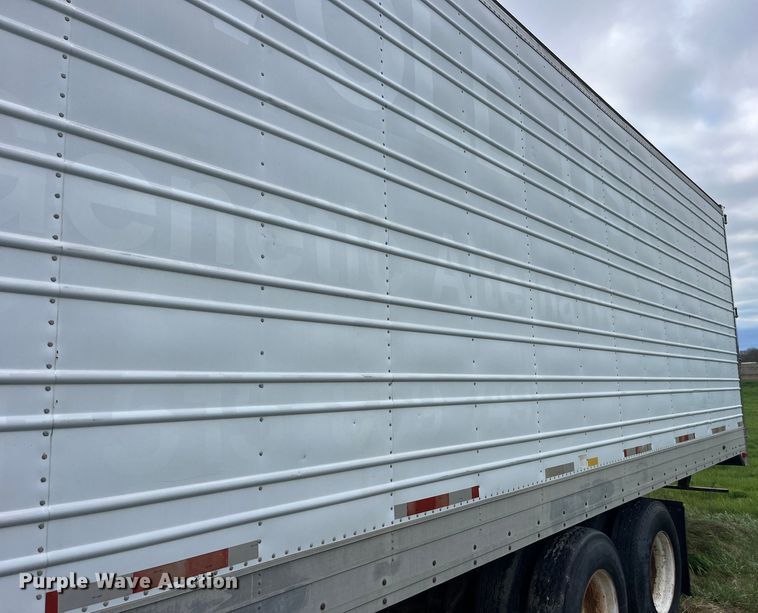 image for item LD9443 1988 Utility Trailer Inc dry van trailer