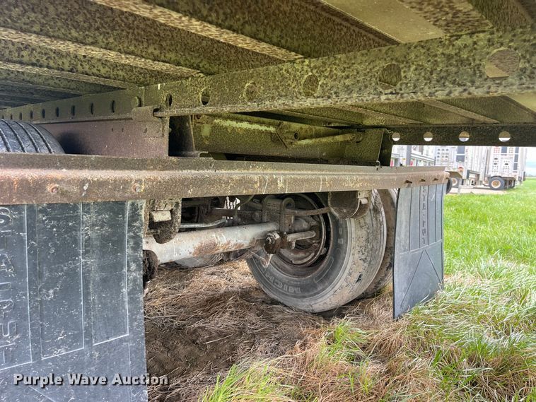 image for item LD9443 1988 Utility Trailer Inc dry van trailer