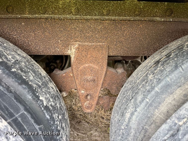 image for item LD9443 1988 Utility Trailer Inc dry van trailer