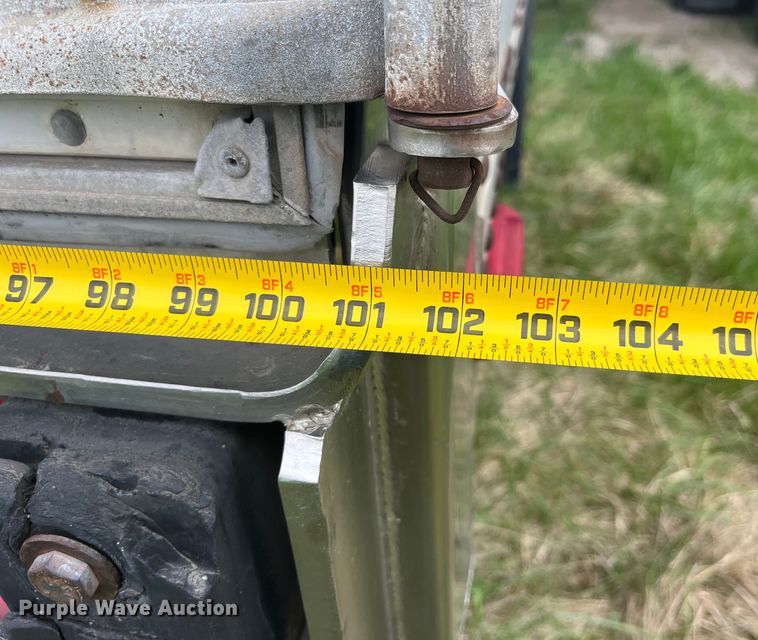 image for item LD9443 1988 Utility Trailer Inc dry van trailer