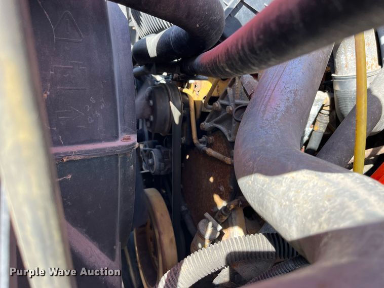 image for item LE9020 2003 Chevrolet  C7500 truck cab and chassis