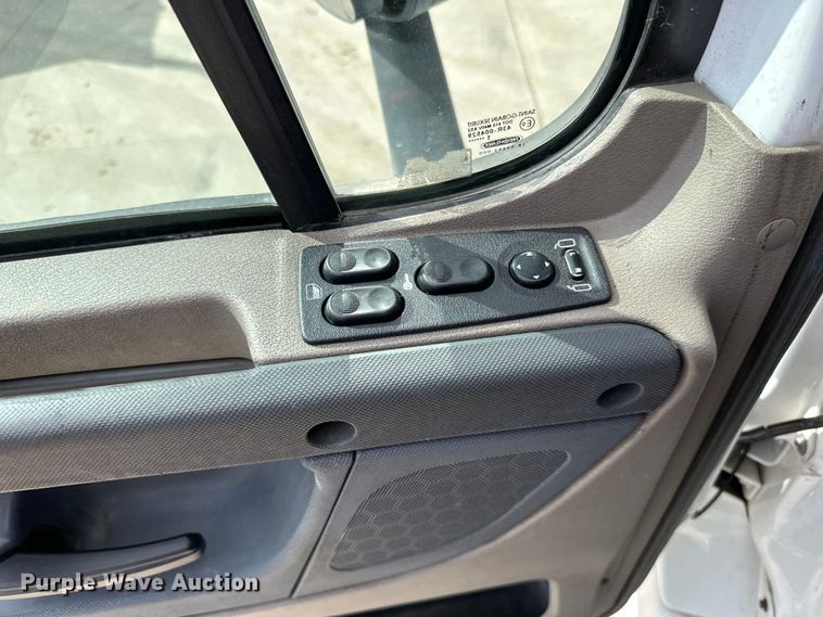 image for item LR9296 2016 Freightliner Cascadia 125 semi truck